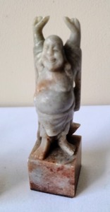 lot 88 image: Asian Figurine Stamps