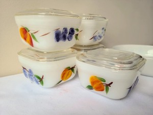 lot 221 image: Fire King Bakeware