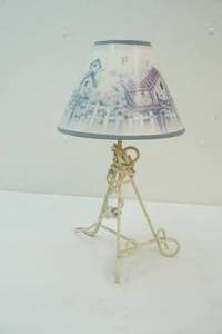 Table lamp