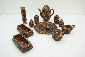 Large variety of kitchenware