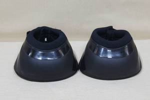 lot 31 image: Professionals Choice Rubber Boots
