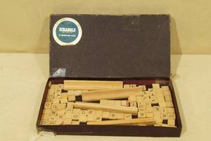 lot 80 image: Vintage Scrabble Tiles and Racks - Crafts