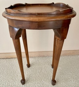lot 60 image: Two Petite Accent Tables