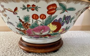 lot 54 image: Beautiful Asian Inspired Bowl on a Wooden Stand