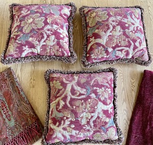 lot 57 image: High Quality Three Accent Pillows and 2 Throws