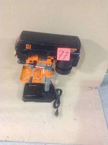 lot 77 image: 8 in. 5-Speed Drill Press by WEN Customer Return See pictures