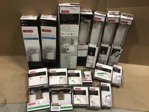 lot 8 image: MIX LOTOF DELTA TOWEL BAR, TOWEL RING, TOILET PAPER. &nbspCustomer Returns See Pictures