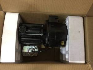 lot 15 image: 34 HP Shallow Well Jet Pump by Everbilt &nbspCustomer Returns See Pictures