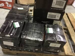 lot 45 image: Picasso Ledger Corner 6 in. x 6 in. x 6 in. Natural Travertine Wall Tile (2.5 sq. ft.Case) by MSI &nbspCustomer Returns See Pictures