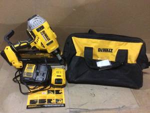 lot 49 image: 20-Volt MAX Lithium-Ion Cordless Brushless 2-Speed 30° Paper Collated Framing Nailer with Battery and Charger by DEWALT &nbspCustomer Returns See Pictures