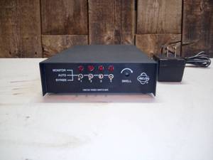 lot 9 image: Pelco VS5104 Video Switcher
