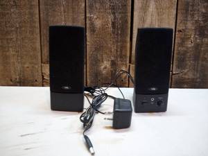 lot 26 image: Desk top computer speakers