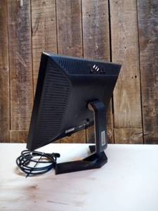 lot 31 image: Dell E-8WFP monitor wpower cord
