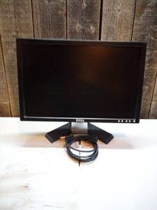 lot 32 image: Dell E-8WFP monitor wpower cord
