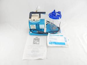 lot 1 image: Schuco Model S132 Respirator Vacuum Suction Pump