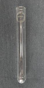 lot 102 image: Box of 72 Mercer Glass Works Merco 100 x 13 MM Pyrex Glass Culture Test Tubes