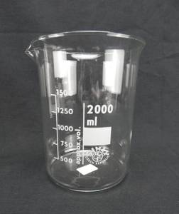 lot 21 image: Simax 2000 ML Glass Griffin Beaker