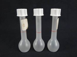 lot 32 image: Set of 3 Kartell 25 ML Plastic Volumetric Flasks With Screw Caps