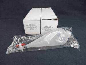 lot 128 image: Set of 2 United Scientific Supplies Plastic 2250 ML Separatory Funnels