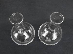 lot 156 image: Set of 2 Simax 500 ML Flat Bottom Florence Flasks - Made in Czechoslovakia