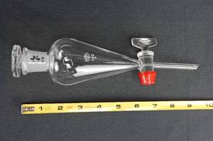 lot 190 image: Simax 100 ML Glass Separatory Funnel
