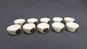 lot 194 image: Set of 10 WETA 3230 Porcelain 10 ML Crucibles - Made in Holland