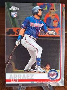 2019 Topps Chrome Luis Arraez Rookie Baseball Card