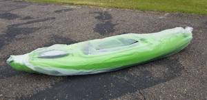 lot 1 image: Viper 10.4 Kayak