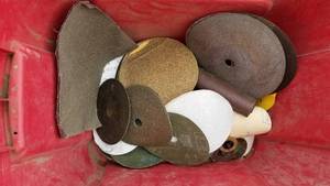 lot 6 image: Lot of Sanding Products