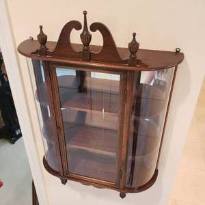 lot 54 image: Charming Traditional Curio Cabinet