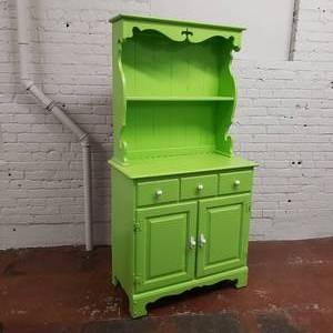 lot 89 image: Striking Electric Green Kitchen Hutch