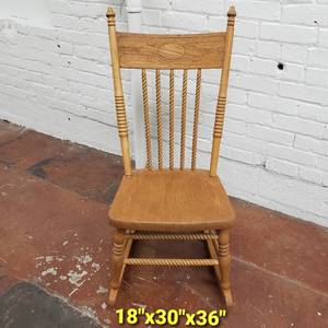lot 92 image: Traditional American Spindle Back Rocking Chair