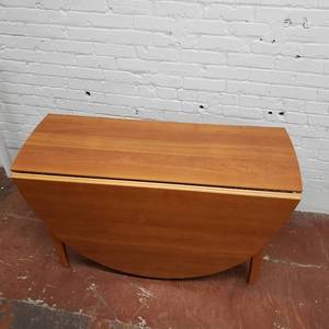 lot 42 image: Cherry Postmodern Drop Leaf Table