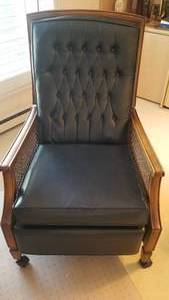 lot 27 image: MCM Vintage Black Recliner Chair with Cane Arms