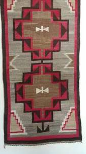 lot 2 image: 1915c. Navajo Ganado Rug