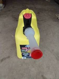 lot 43 image: 5 Gallon Diesel Can