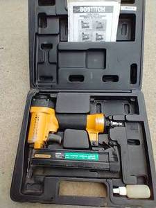 lot 71 image: Bostitch SB-150SX Nailer