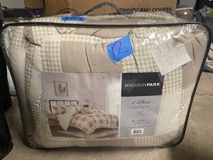 Madison Park Morrison 5-Piece FullQueen Reversible Buffalo Check Comforter Set