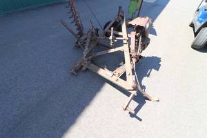 lot 154 image: John Deere Sickle Mower
