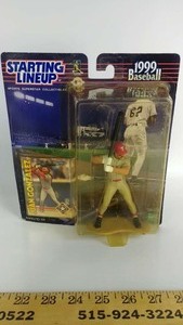 lot 27 image: Juan Gonzalez Collectible