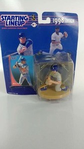 lot 37 image: Mike Piazza Collectible