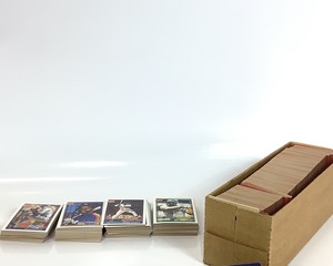 lot 19 image: 755 1991 Baseball Cards