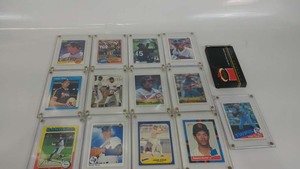 lot 4 image: Hard Cased Baseball Cards