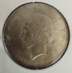 lot 17 image: 1922 Peace Dollar