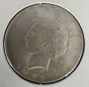 lot 48 image: 1922 Peace Dollar