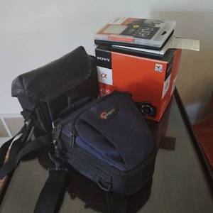lot 32 image: Sony A- 230 Camera