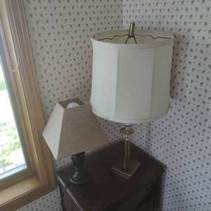 lot 52 image: Pair of Lamps