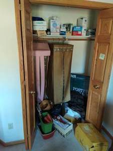 lot 80 image: Contents of closet