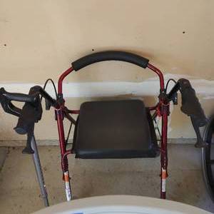 lot 106 image: Walker & Shower Chair