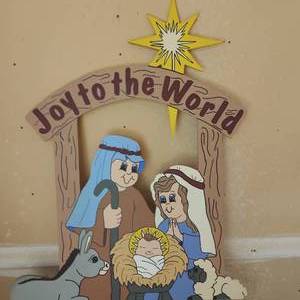 lot 117 image: ChristmasHoliday Dcor